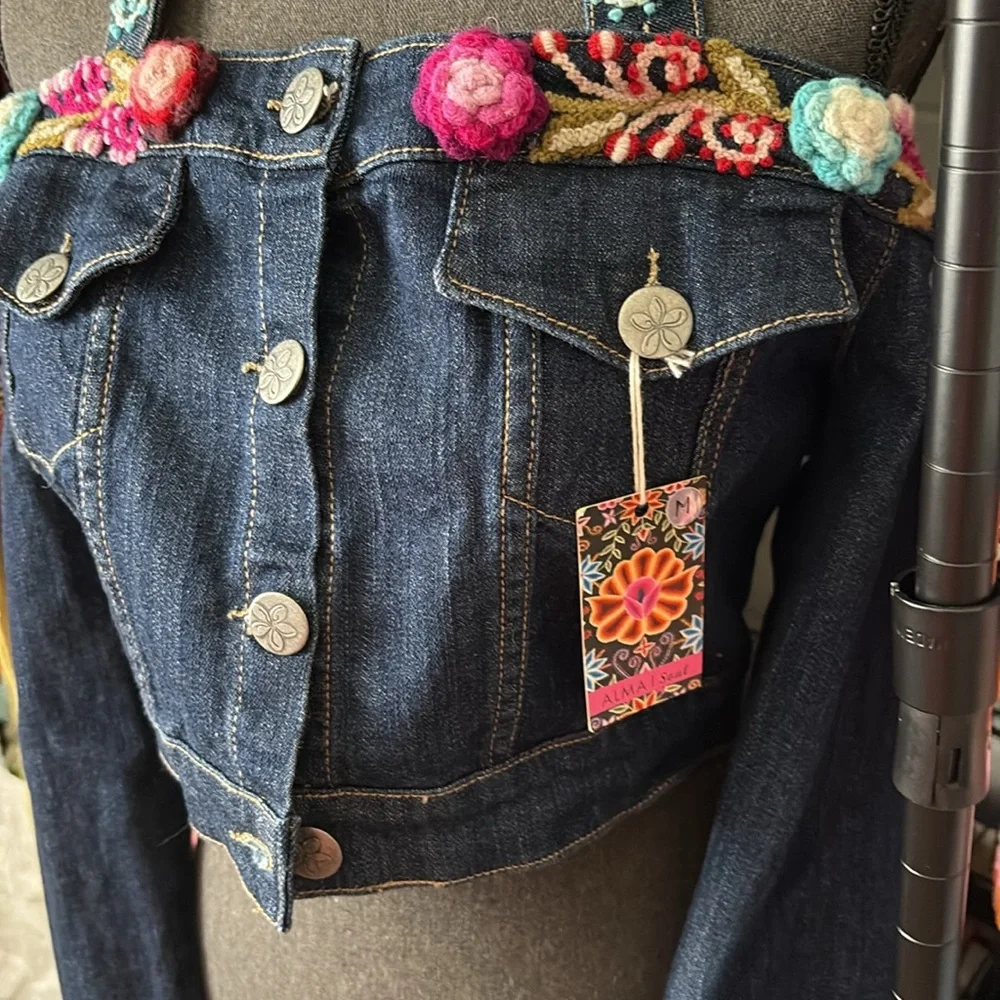 NWT Alma Soul off shoulder cropped Colorful embroidered Denim Jacket - Picture 3 of 10